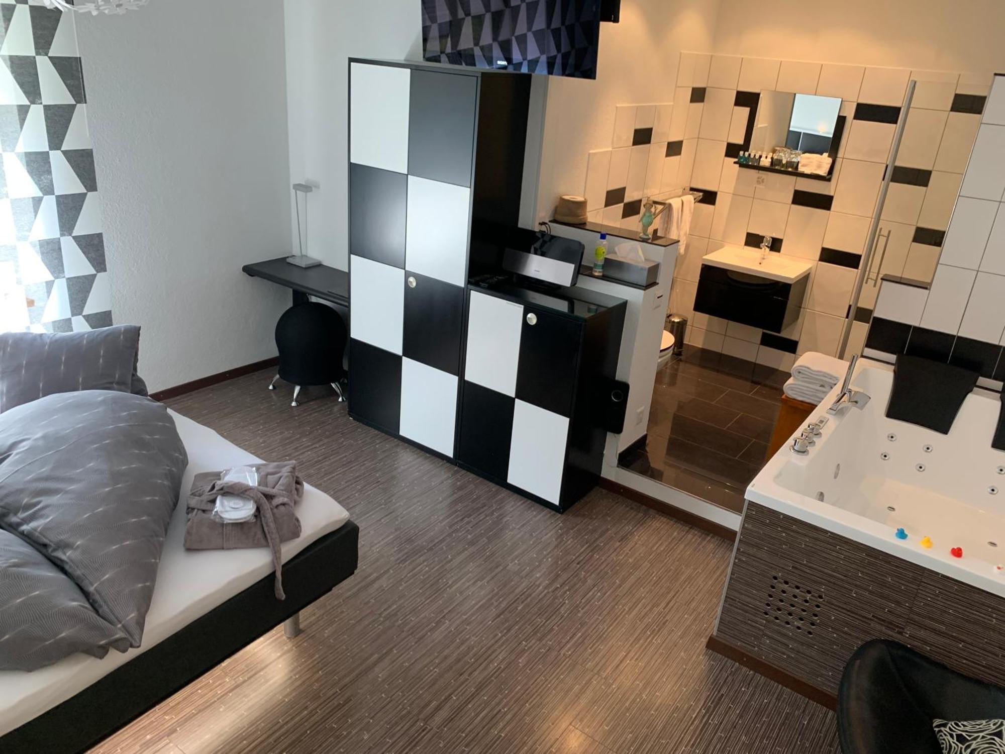 Hotel Krone Sihlbrugg Sihlbrugg Dorf Esterno foto